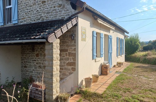 Moulins Engilbert House | Charming gîte with panoramic views over the hills of the Morvan