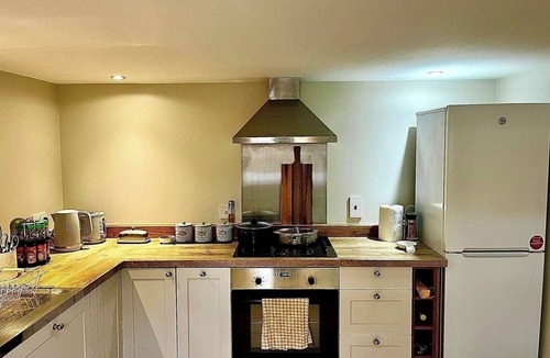 Warminster House | Charming Grade 2 Cottage w/Garden in Warminster