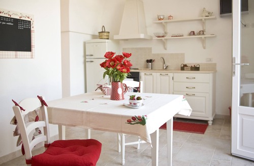 Macchia di Monte House | Charming GROUND apartment