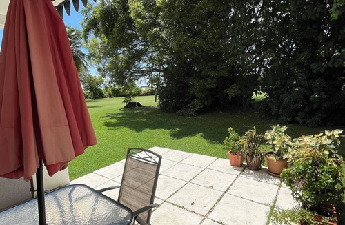Rendezvous Apartment | Charming Ground-Floor Studio in South Coast Barbados
