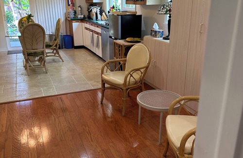 Naples Apartment | Charming Guest Quarters in Separate Building Available/Monthly Summer Bookings