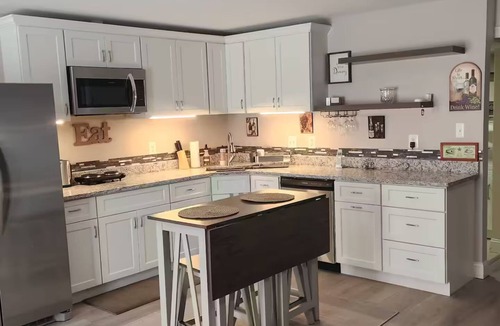 Pumphrey Apartment | Charming Guest Suite near BWI Airport - Anne Arundel County, MD