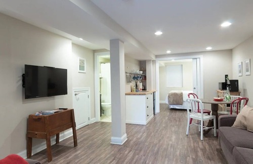 Near Northeast Apartment | Charming H St Oasis close to Capitol and museums