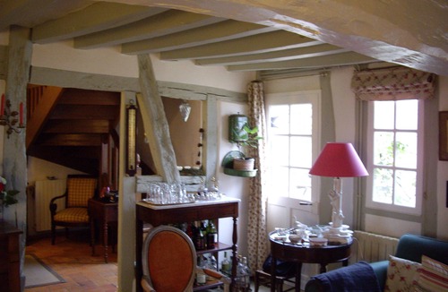 Vitry-aux-Loges Cottage | Charming half-timbered house in the heart of the Orleans forest