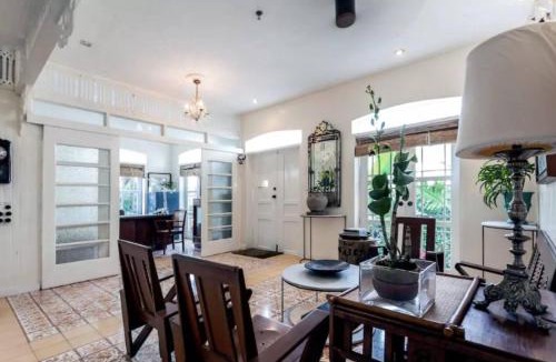 Downtown Bed & Breakfast | Charming Heritage Home for Group Stays - Check Photo Info