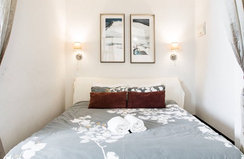 Jing'an Apartment | Charming Heritage Suite on Nanjing W Rd/Jing'an