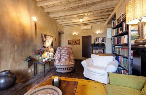 San Niccolo Apartment | CHARMING HIDEAWAY IN FLORENCE OLD TOWN