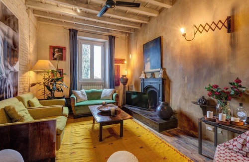 San Niccolo Apartment | CHARMING HIDEAWAY IN FLORENCE OLD TOWN