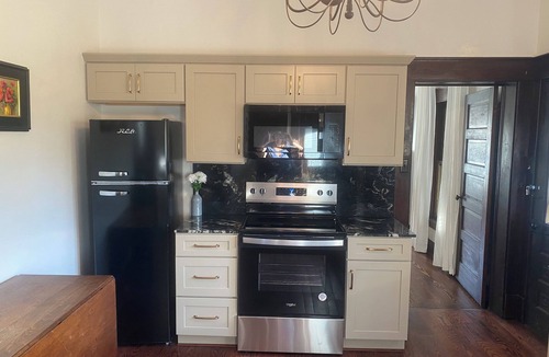 Crawfordsville House | Charming historic home centrally located in Crawfordsville, near Wabash