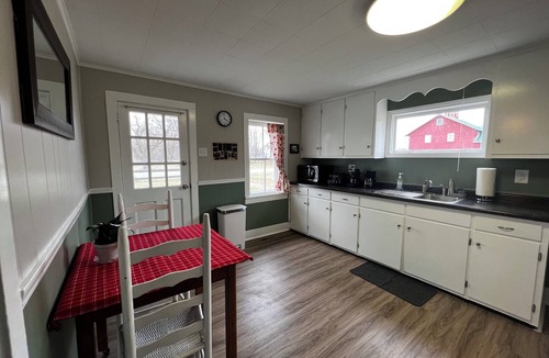 Milan House | Charming historic 2-bedroom farmhouse 4 miles from historic Milan with WiFi