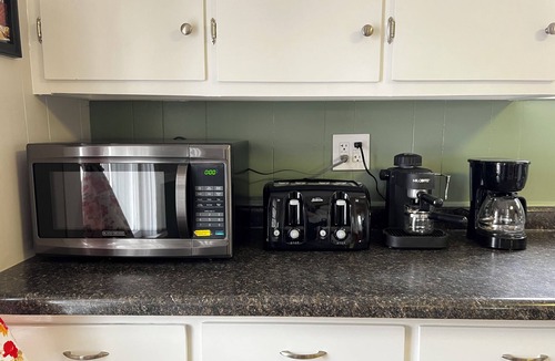 Milan House | Charming historic 2-bedroom farmhouse 4 miles from historic Milan with WiFi
