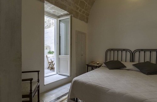 Monopoli Apartment | Charming Historic Apartment in Puglia near the Sea