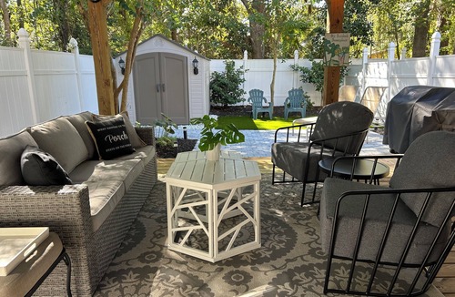 Bluffton House | Charming-historic area of Bluffton-3 BR-outdoor FIRETABLE-private outdoor oasis!