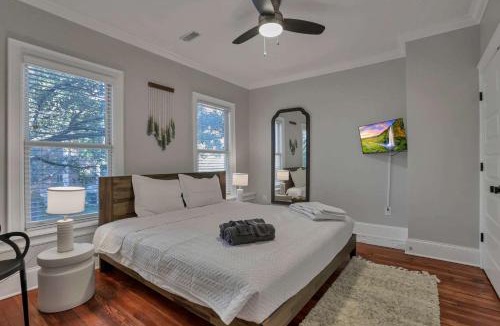Victorian Village Apartment | Charming Historic Getaway in the Heart of Columbus
