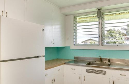 Hilo House | Charming Historic Hilo House – Minutes to Beach!