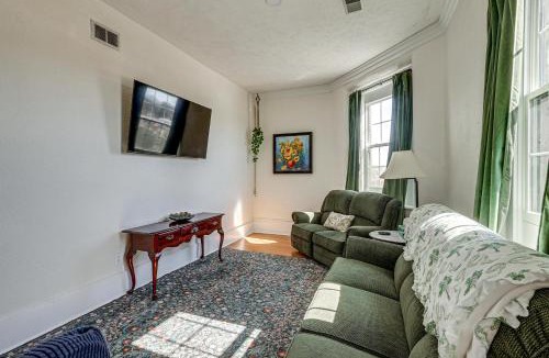 Chapman Apartment | Charming Historic Retreat in Walkable Chapman