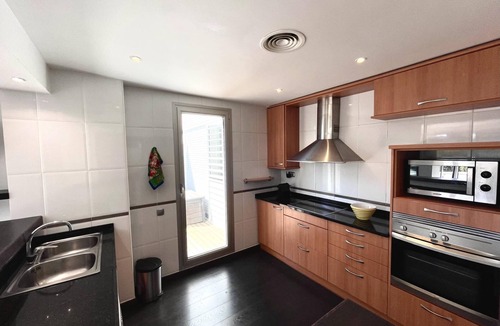 Sant Pere de Ribes Apartment | Charming house with the best swimming pool in the region. vilanovaapartments