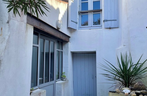 Le Chateau-d'Oleron House | Charming house in Oléron with 2 bicycles