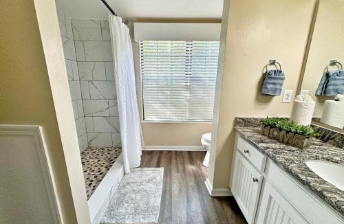 Windy Hill House | Charming Home, Walking Distance 2 Beach Unit10