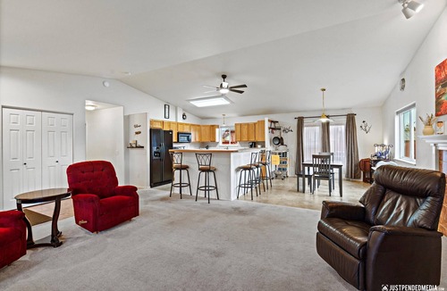 Bayshore - Klatt House | Charming home with modern comforts in South Anchorage: Your Adventure Awaits!"