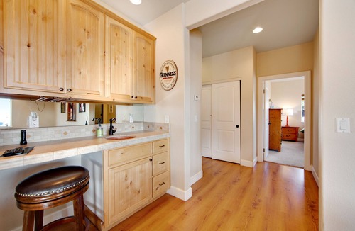 Albion House | Charming Home with Private Hot Tub and Spectacular Ocean Views