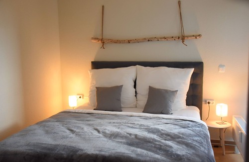 Weyhausen Apartment | Charming Homes - Studio 25