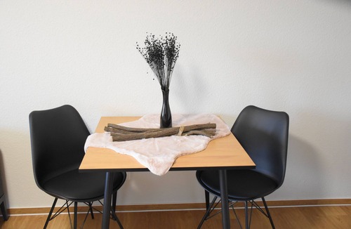 Weyhausen Apartment | Charming Homes - Studio 25