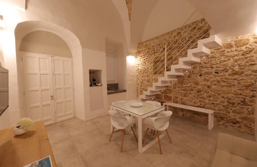 Miggiano Bed & Breakfast | Charming homes with 3 private pools & SPA in Salento. Breakfast included.