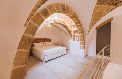 Miggiano Bed & Breakfast | Charming homes with 3 private pools & SPA in Salento. Breakfast included.