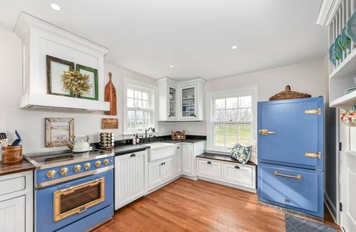 Sheridan House | Charming Homestead in peaceful farmland, just outside of Westfield Indiana.