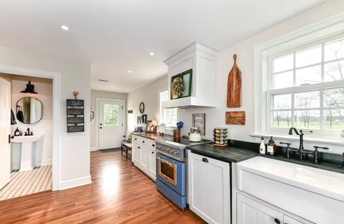 Sheridan House | Charming Homestead in peaceful farmland, just outside of Westfield Indiana.