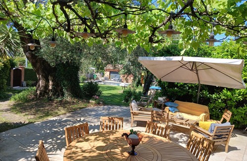 Les Maillans House | Charming house with saltwater pool and ancient olive trees (4 double beds 2 bathrooms 3WC)