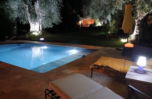 Les Maillans House | Charming house with saltwater pool and ancient olive trees (4 double beds 2 bathrooms 3WC)