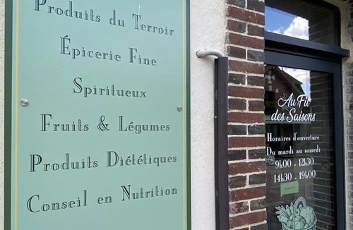 Le Mele-sur-Sarthe Cottage | Charming house for 8, close to leisure activities