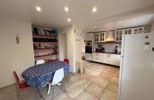 Bacilly Cottage | Charming house in Bacilly with garden and terrace