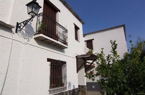Nechite House | Charming house in complex with swimming pool