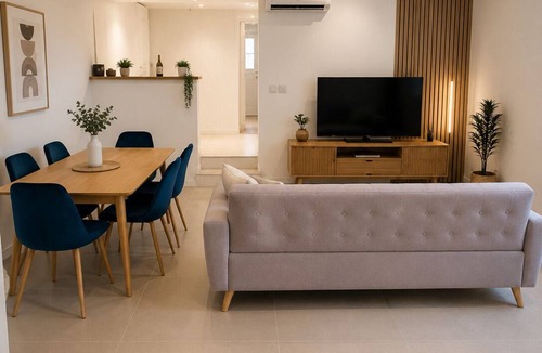 Cintegabelle House | Charming house in the heart of the village with 3 private suites