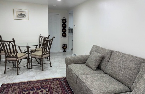 East Massapequa House | Charming house in Massapequa Park