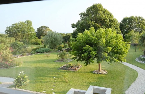 Dragey-Ronthon Cottage | Charming house with garden, near Mont Saint-Michel Bay