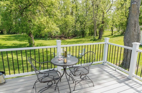Waterloo House | Charming House w/Private Deck Near Canal