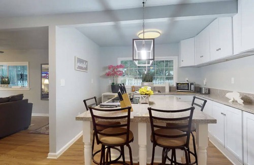 Grass Valley House | Charming House w/ Wi-Fi + Self Check-in