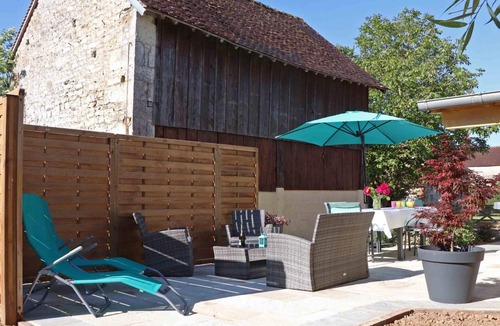 Joue-du-Plain Cottage | Charming house with garden and Wifi included