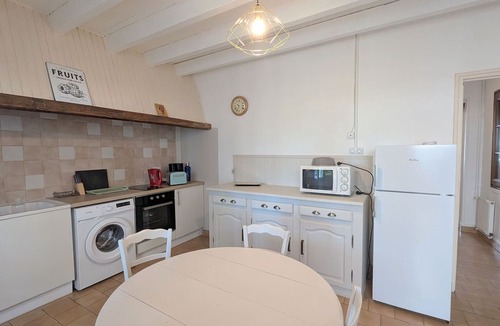Saint-Marcel Cottage | Charming house with enclosed garden - 5 guests