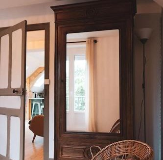 Bouchemaine Apartment | Charming House with exceptional Loire view