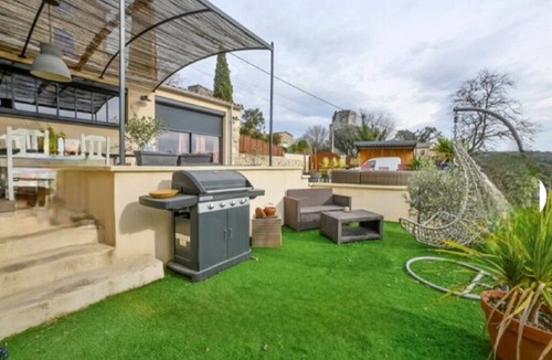 Saint-Paul-la-Coste House | Charming house with infinity pool in the Cévennes.
