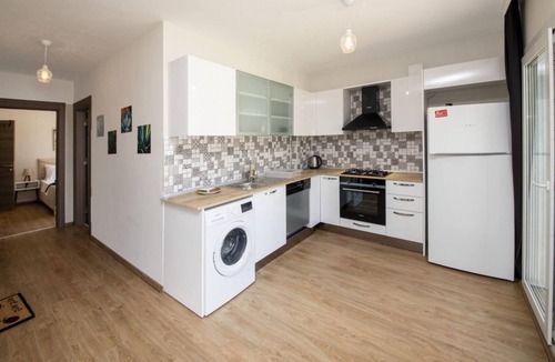 Milas Villa | Charming House with Shared Pool in Milas