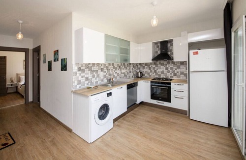 Milas Villa | Charming House with Shared Pool in Milas