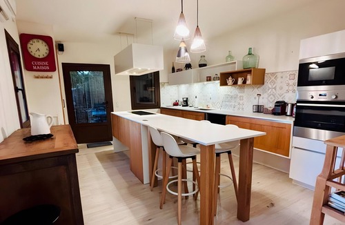 Lioux House | Charming House with Stunning Views and Rooftop Terrace