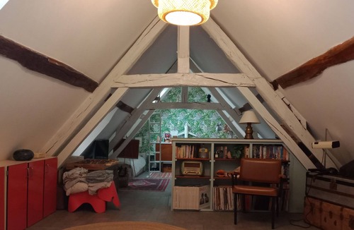 Vatan House | Charming house with vintage decor with fireplace