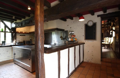 Longny les Villages Cottage | Charming hunting lodge with pets, fireplace, and garden in Perche